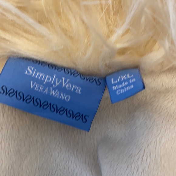 Simply Vera Wang Vest - Picture 8 of 10